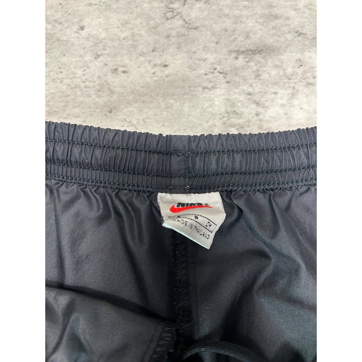 Vintage Nike Embroidered Swoosh Windbreaker Pants Size Small Black