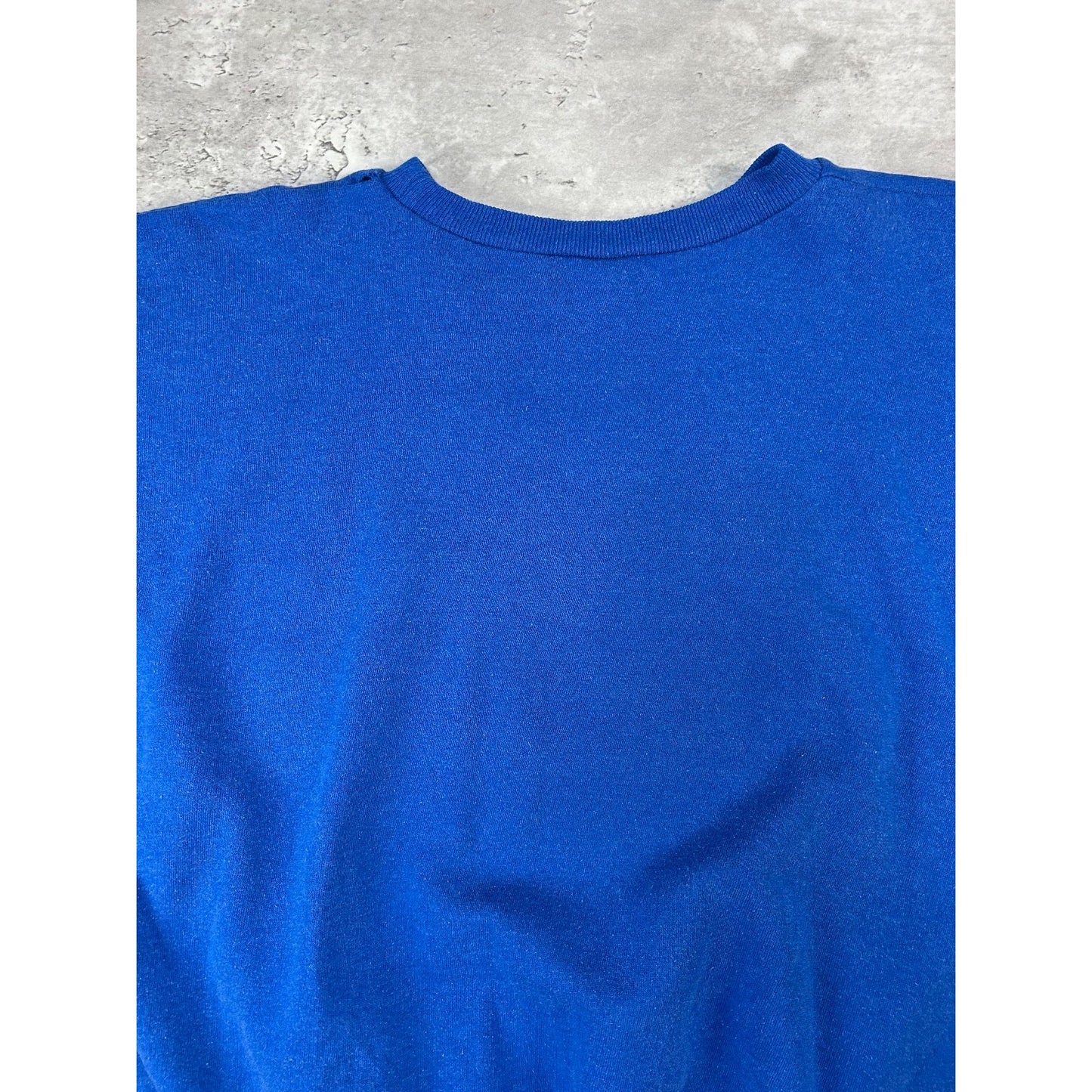 Vintage 80s/90s Universite Paris Collegiate Crest Graphic Sweatshirt Size Medium