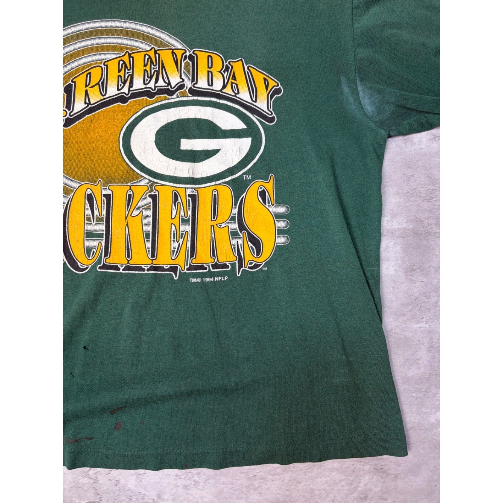 Vintage 1994 Green Bay Packers NFL Spellout Graphic Football T-Shirt Size Large