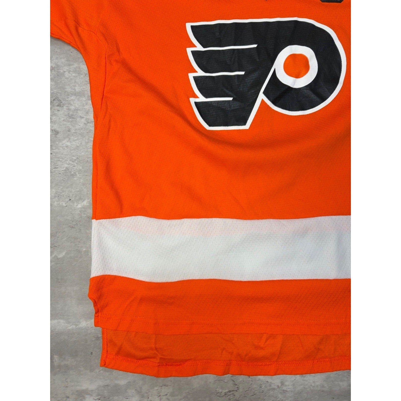Vintage Claude Giroux #28 Philadelphia Flyers NHL Hockey Jersey Size L/XL YOUTH