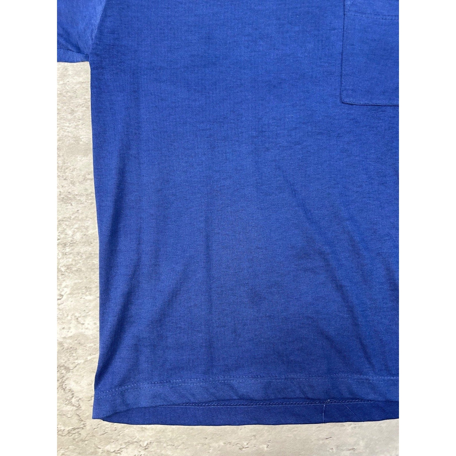 Vintage 80s/90s Class Navy Blue Blank Pocket T-Shirt Size Medium