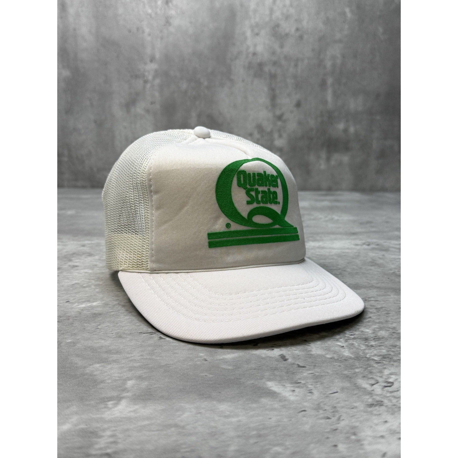 Vintage 80s Quaker State Graphic Logo White Trucker Snapback Hat OSFA