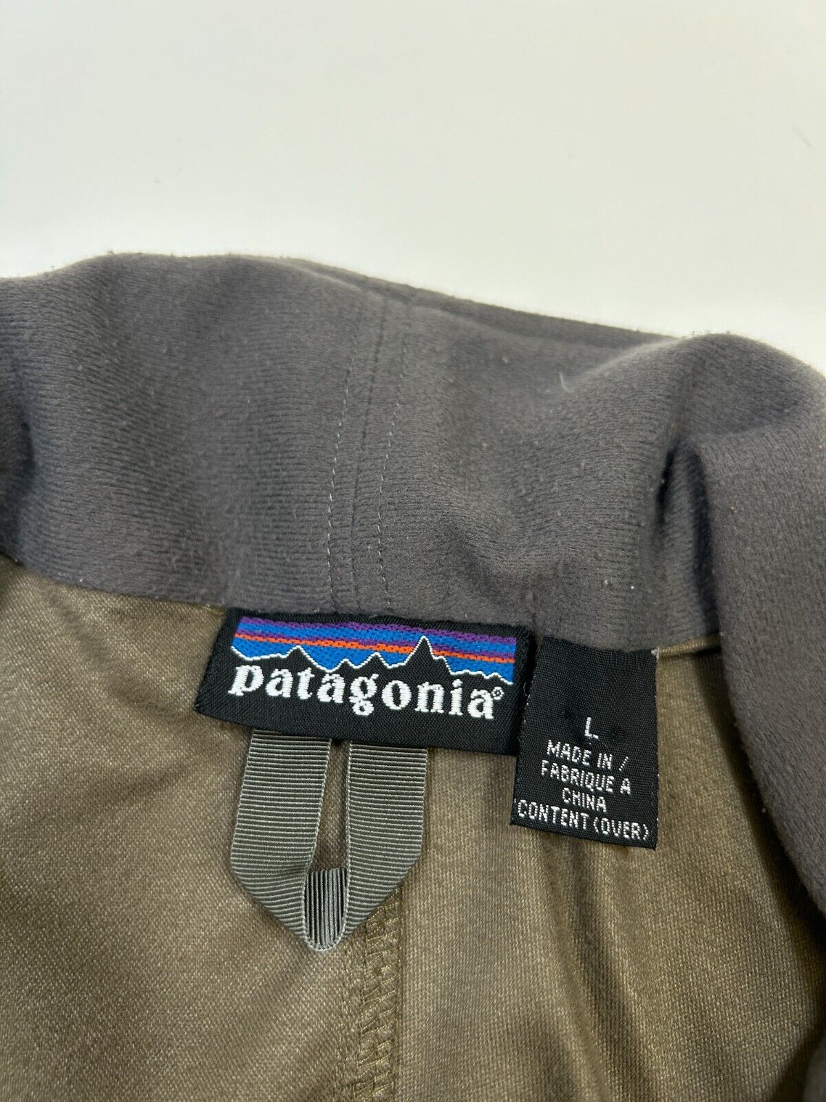 Vintage Patagonia Earth Tone Light Weight Full Zip Shell Jacket Size Large