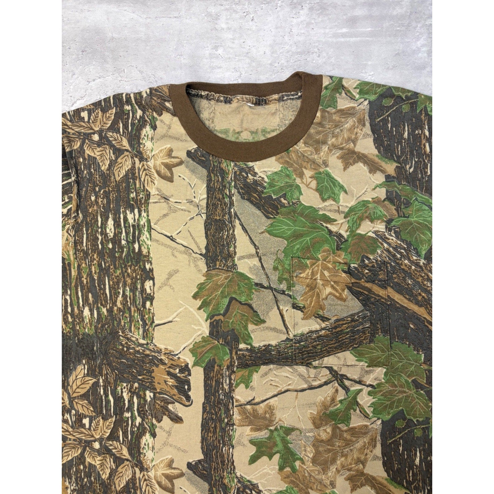 Vintage Realtree Camo Hunting T-Shirt Size Large