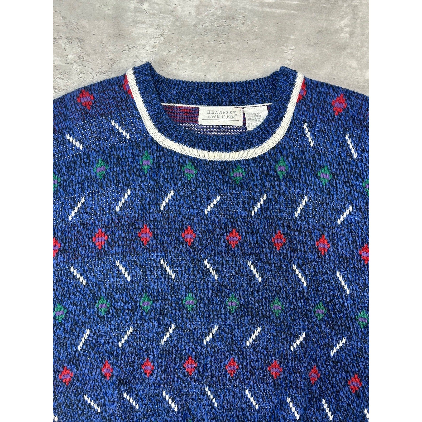Vintage 90s Van Heusen Abstract Striped Pullover Knit Sweater Size Medium