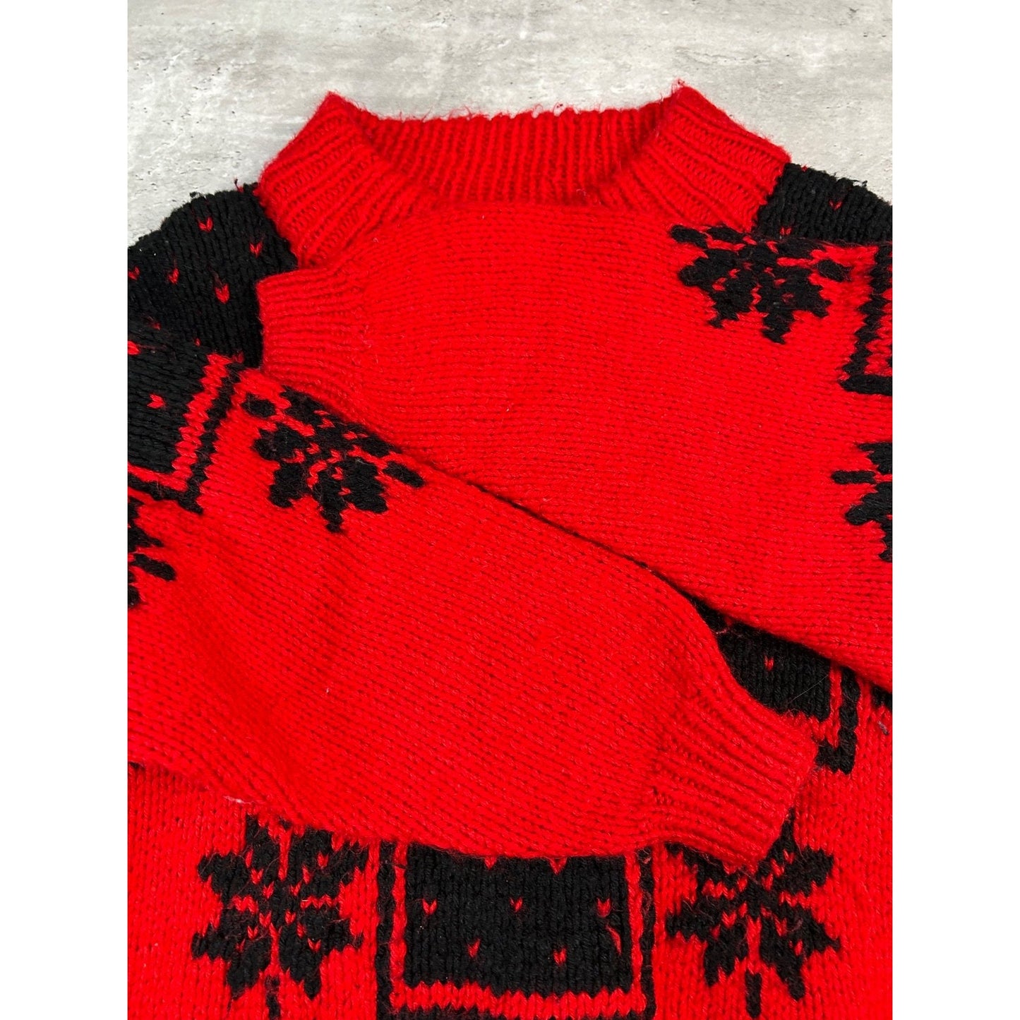 Vintage 80s/90s Handmade Snowflake Graphic Pullover Mock Neck Sweater Size Large