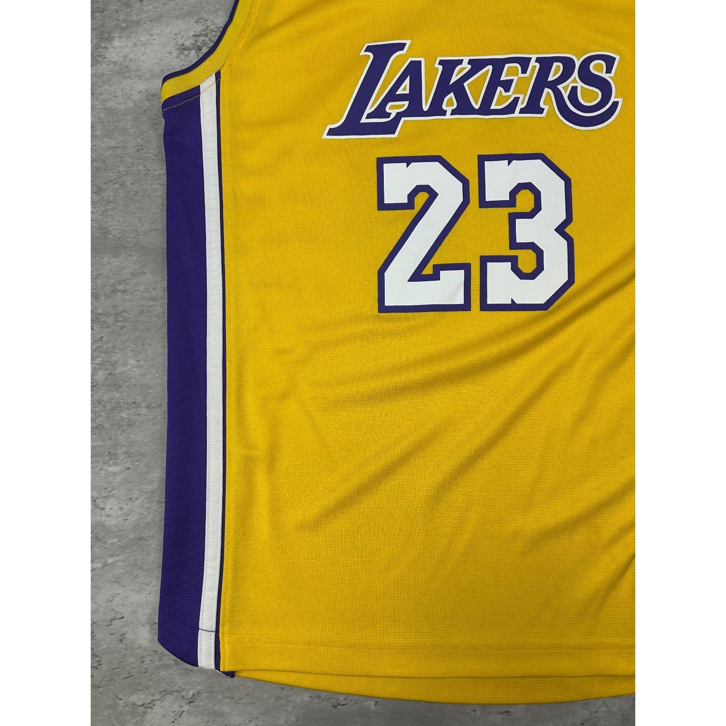 Lebron James #23 Los Angeles Lakers NBA Basketball Jersey Size YOUTH XL