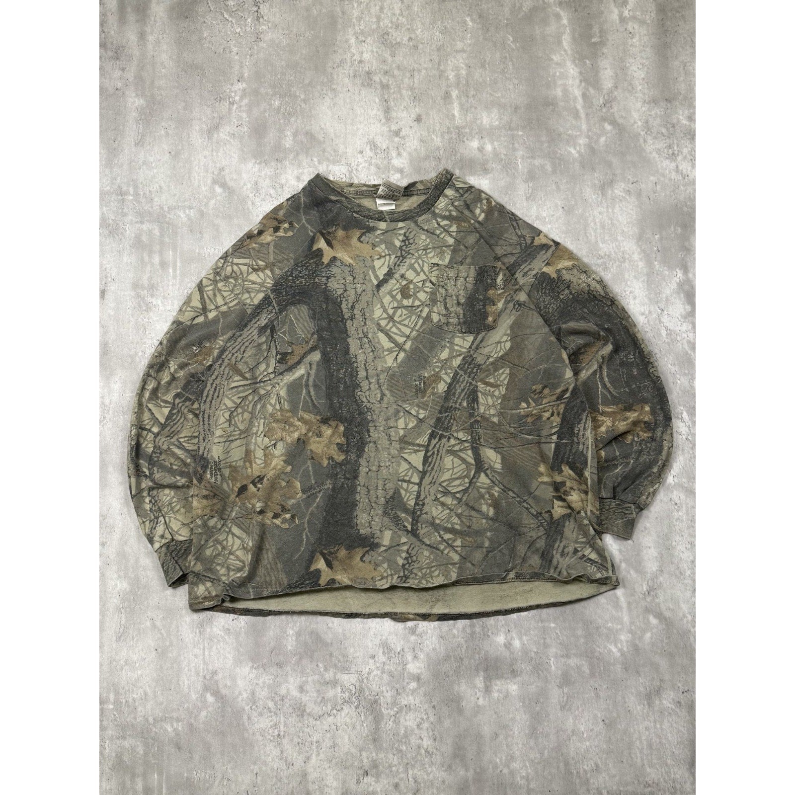 Vintage Jerseys Outdoors Realtree Hardwoods Camo Long Sleeve T-Shirt Size 2XL