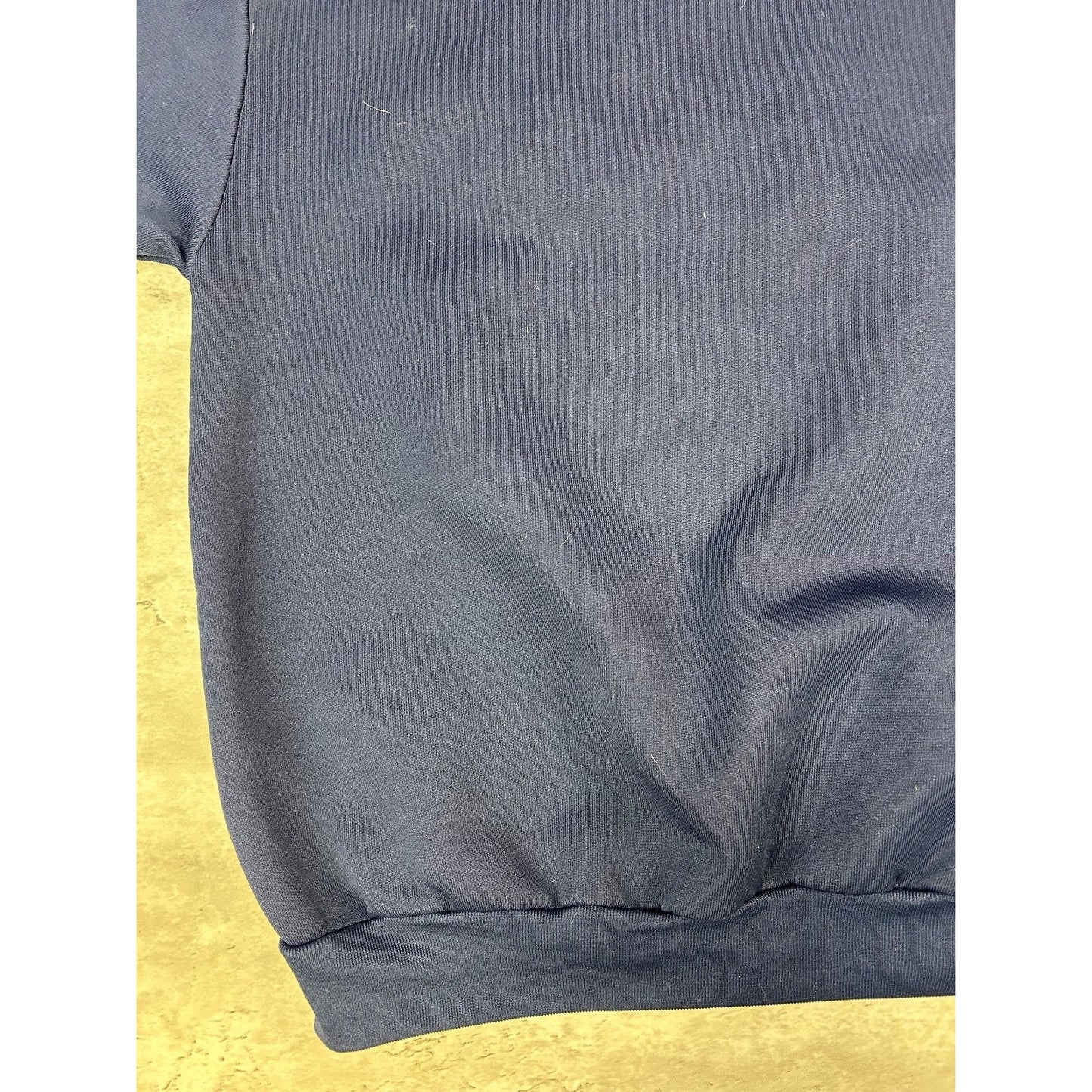 Vintage 90s Detroit Red Wings NHL Embroidered Spellout Sweatshirt Size Large