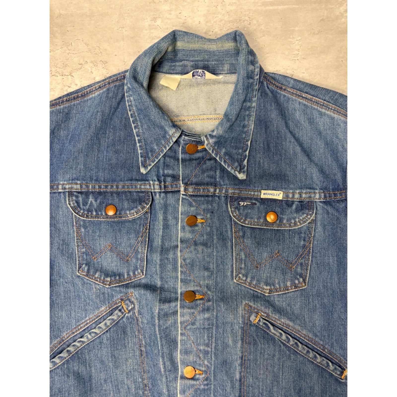 Vintage 1970s Wrangler Dark Wash Denim 4 Pocket Trucker Jacket Size Small