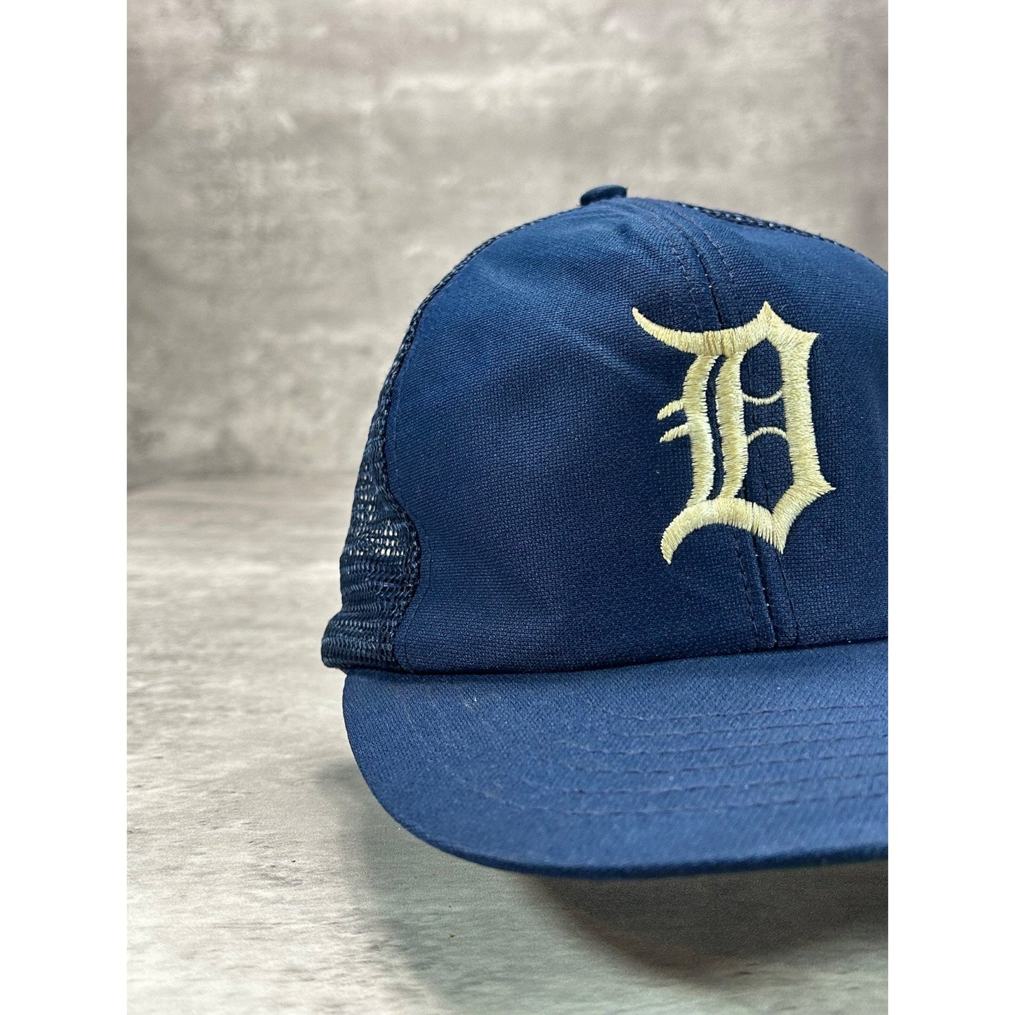 Vintage 80s/90s Detroit Tigers MLB Embroidered Logo Trucker Snapback Hat OSFA