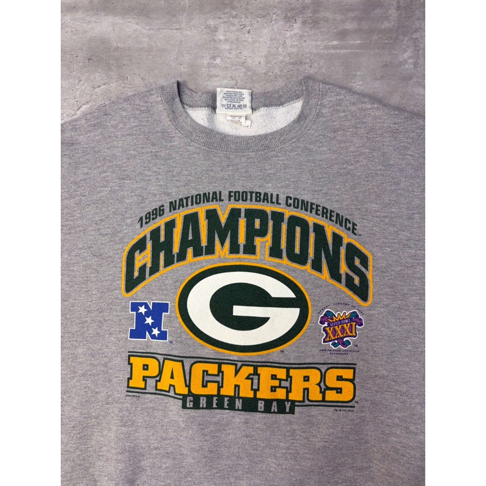 Vintage 1997 Green Bay Packers NFL NFC Champs Arc Spellout Sweatshirt Size XL