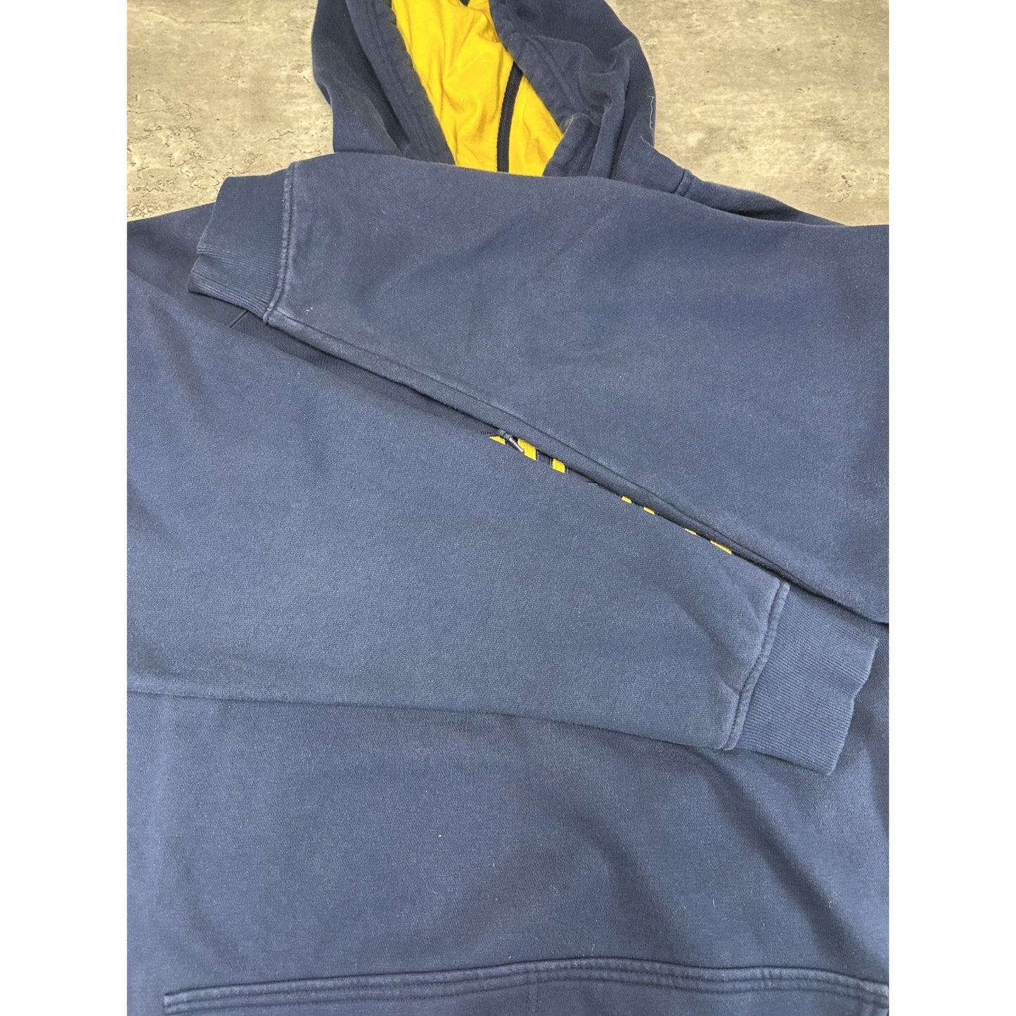 Vintage MIchigan Wolverines NCAA Embroidered Nike Hooded Sweatshirt Size XL