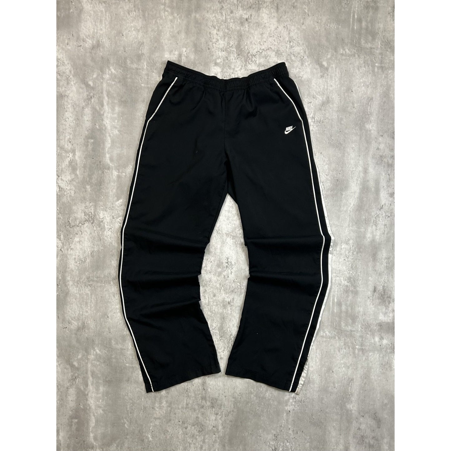 Vintage 2000s Nike Embroidered Logo Nylon Track Pants Size Large