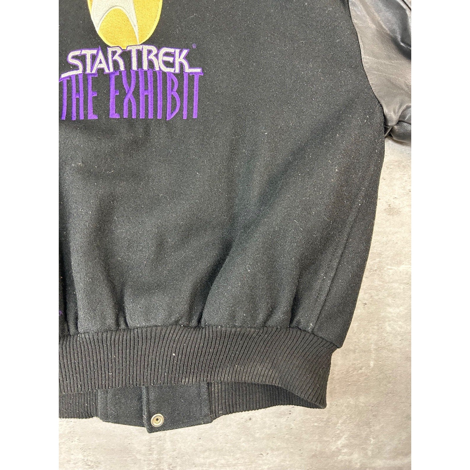 Vintage 1996 Star Trek The Exhibit Embroidered Varsity Bomber Jacket Size Medium