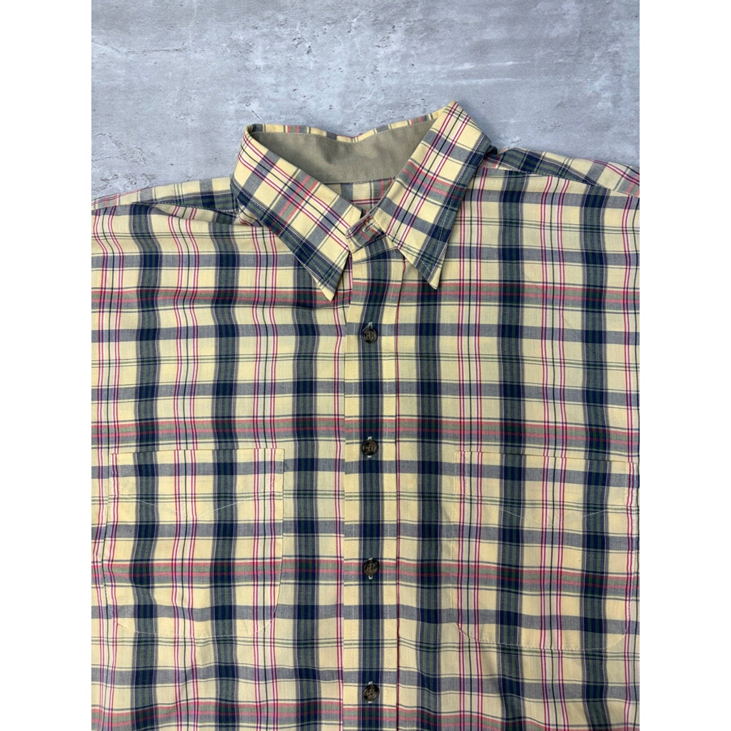 Vintage Van Huesen Plaid Single Pocket Cropped Button Up Shirt Size Medium