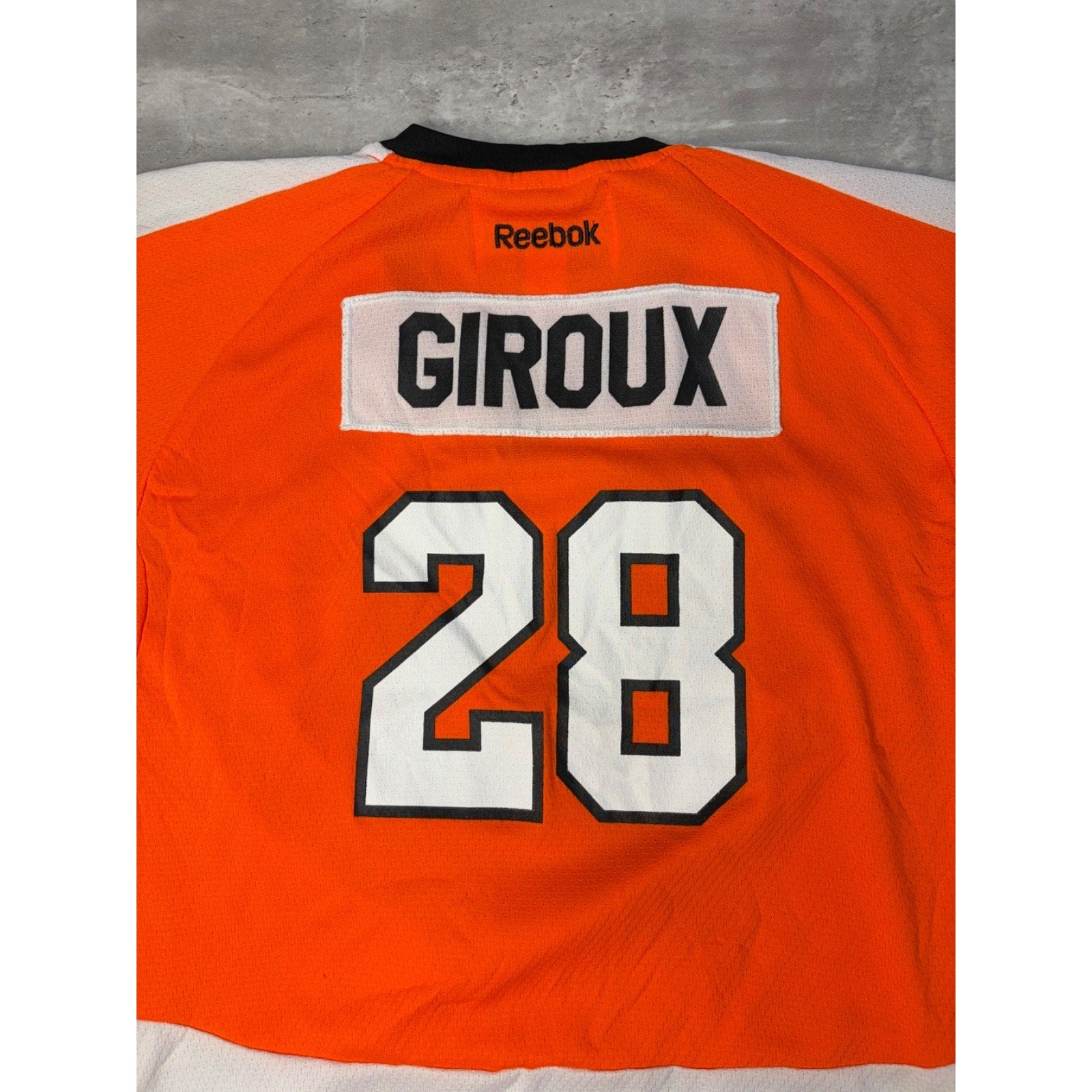 Vintage Claude Giroux #28 Philadelphia Flyers NHL Hockey Jersey Size L/XL YOUTH