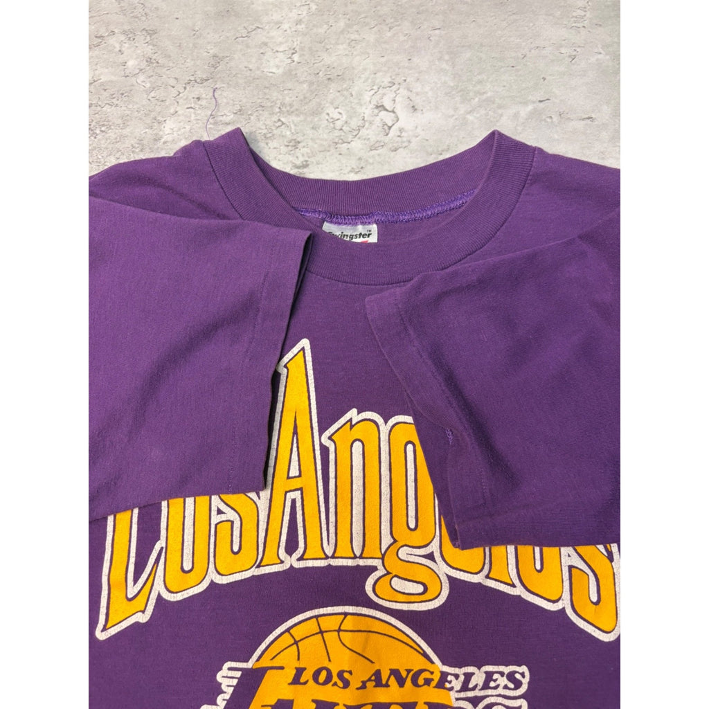 Vintage 80s/90s Los Angeles Lakers NBA Graphic Logo Spellout T-Shirt Size Medium