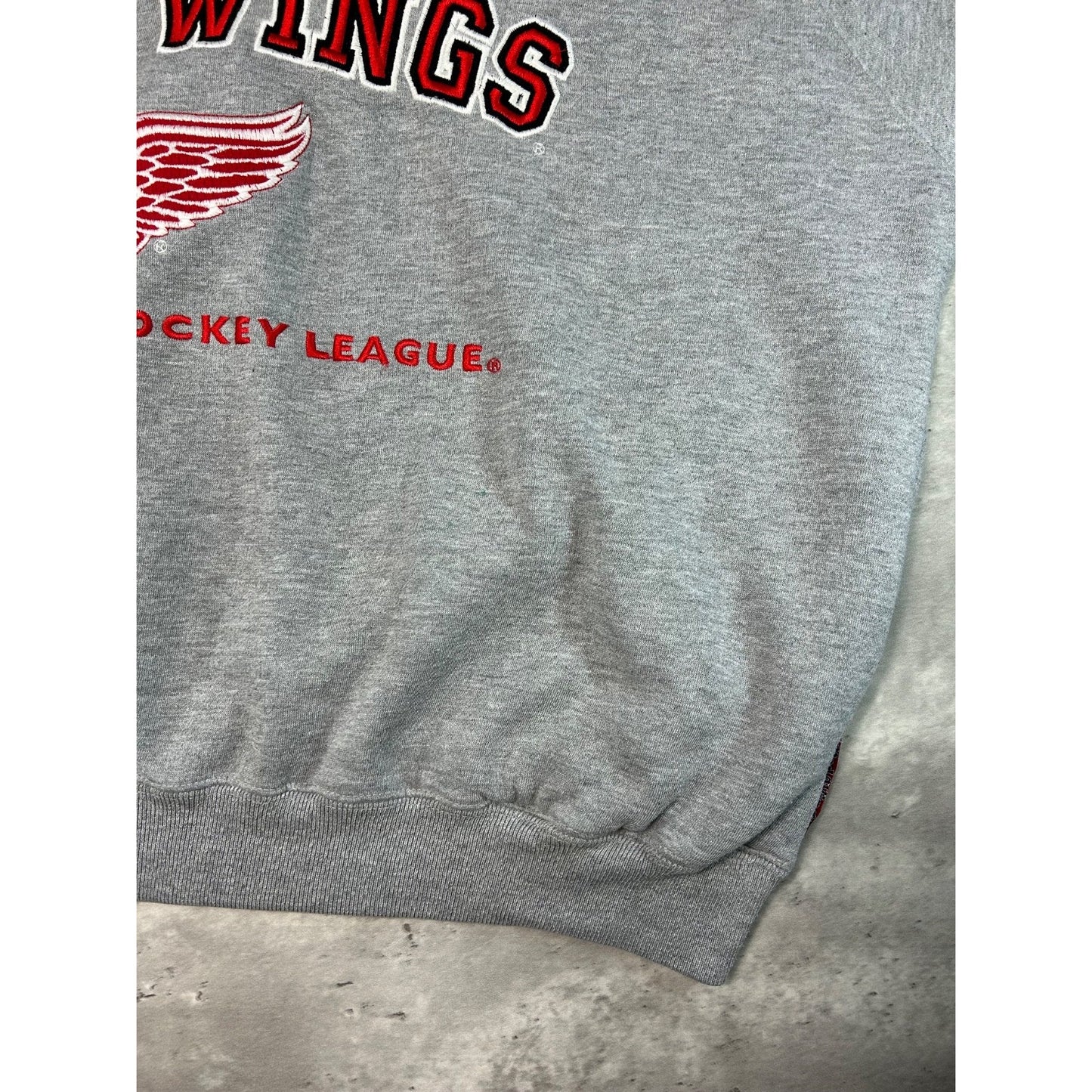 Vintage Detroit Red Wings NHL Embroidered Logo Hooded Sweatshirt Size XL