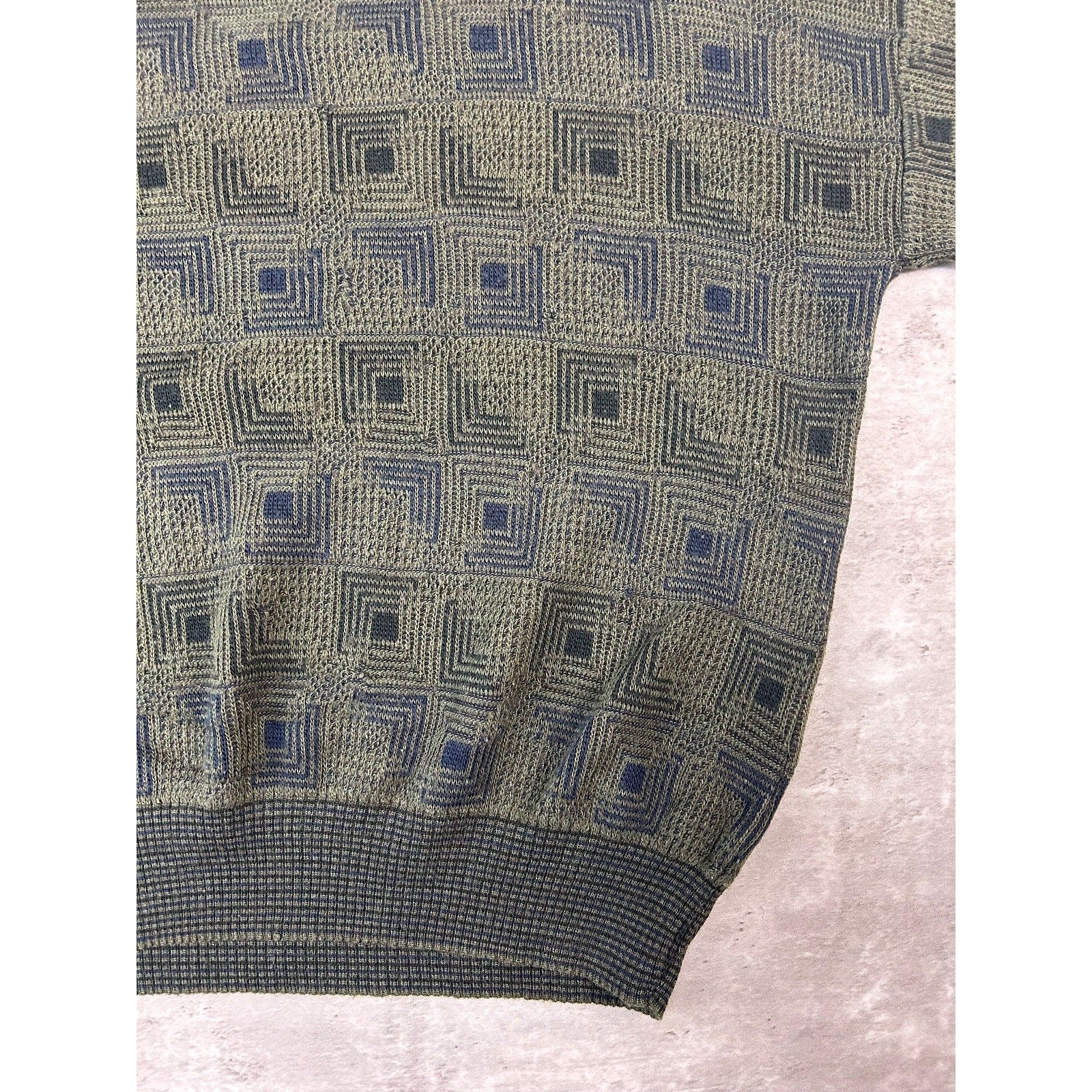 Vintage 90s Idea Lomo Abstract Checkered Print Knit Sweater Size Small