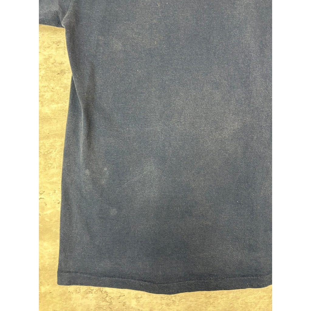 Vintage 1669 Dallas Cowboys NFL On Fox Spellout Graphic T-Shirt Size Large