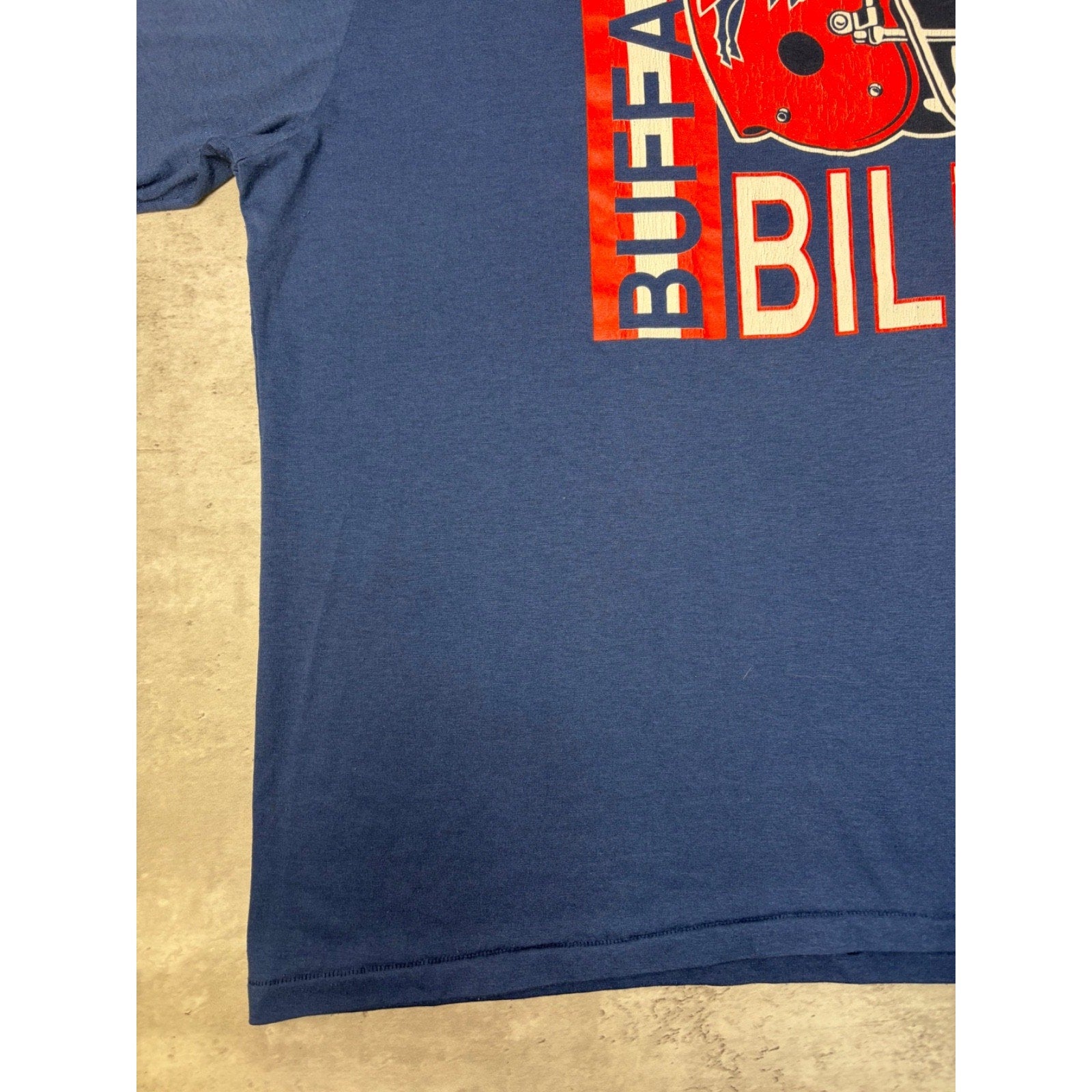 Vintage 90s Buffalo Bills NFL Helmet Graphic Spellout T-Shirt Size 3XL