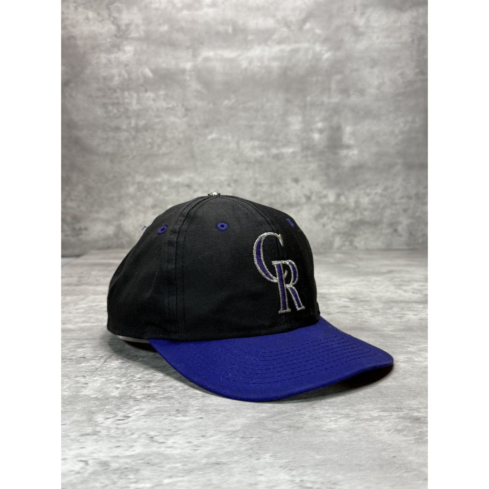 Vintage 90s Colorado Rockies MLB Embroidered Logo Baseball Snapback Hat OSFA