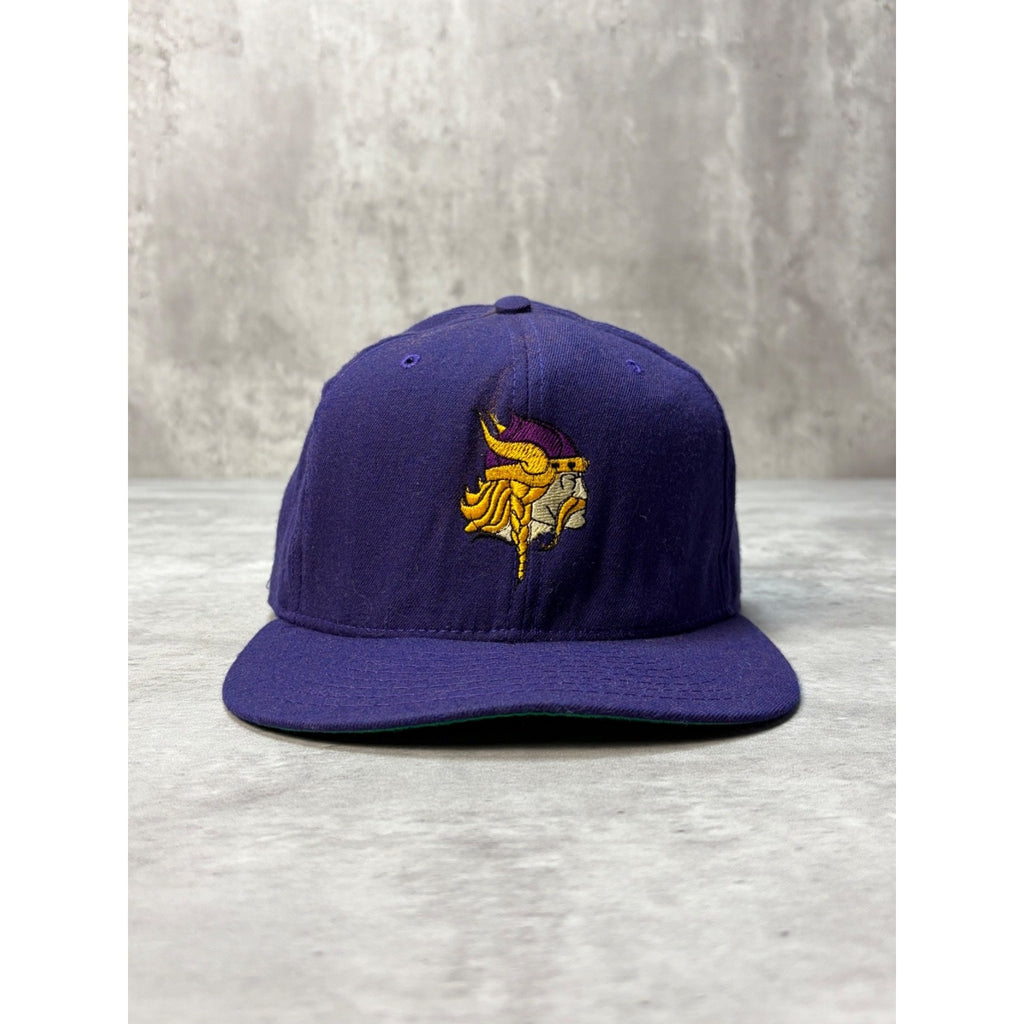 Vintage Minnesota Vikings NFL Embroidered Logo Snapback Hat OSFA