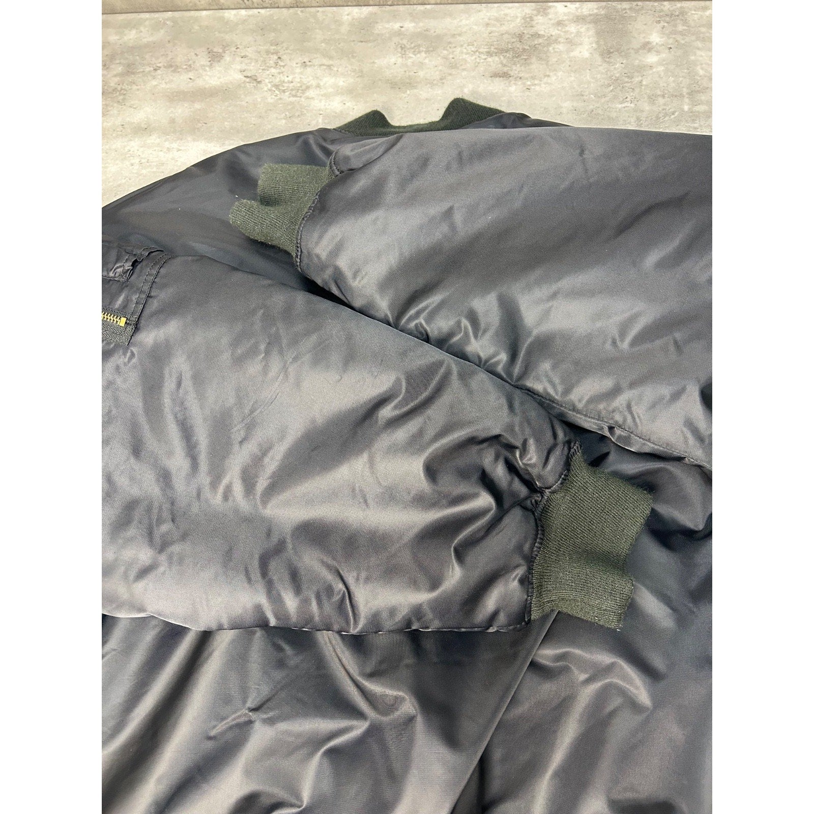 Vintage Y2K South Pole Insulated Full Zip Bomber Jacket Size XL