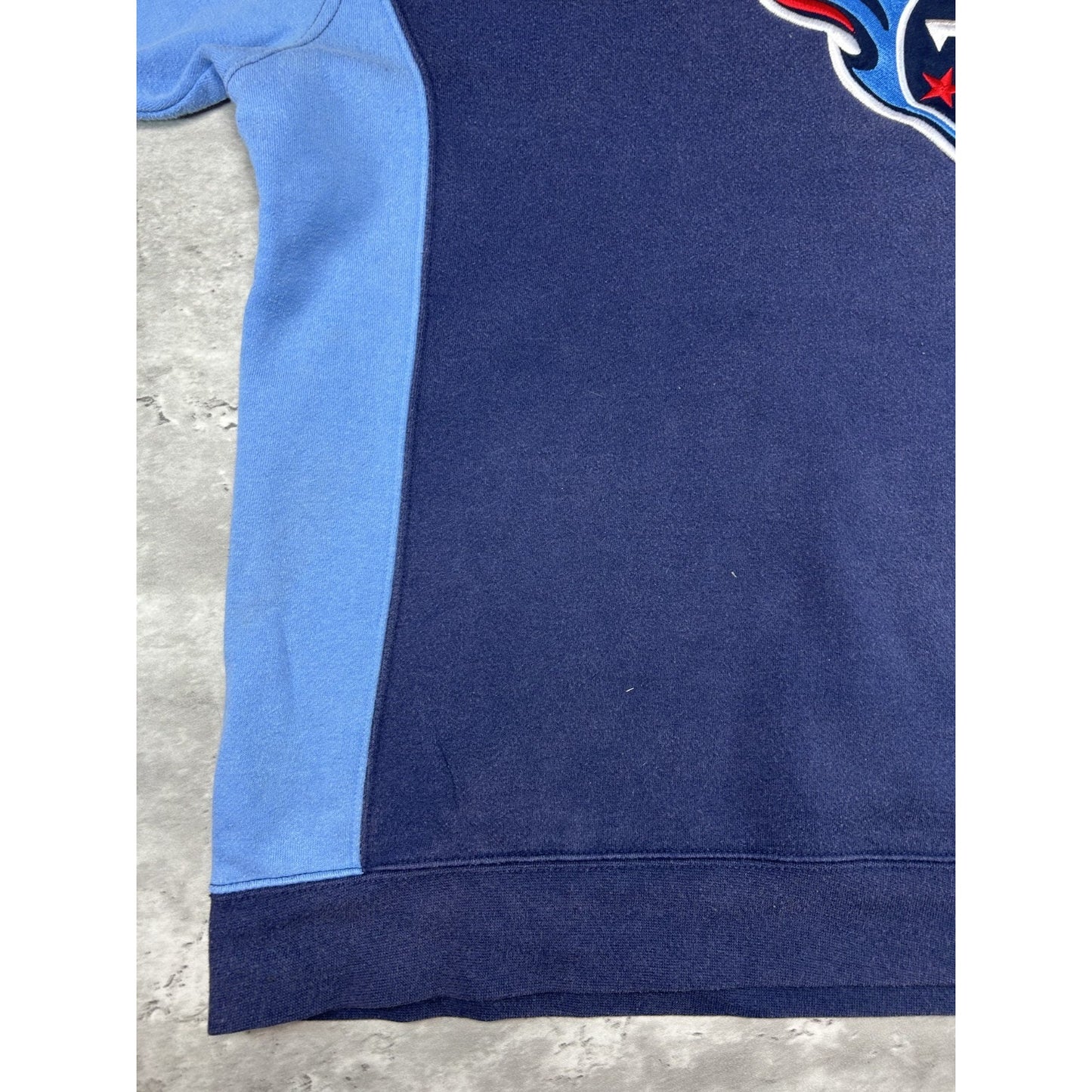 Vintage Tennessee Titans NFL Embroidered Logo Reebok Football Sweatshirt Large