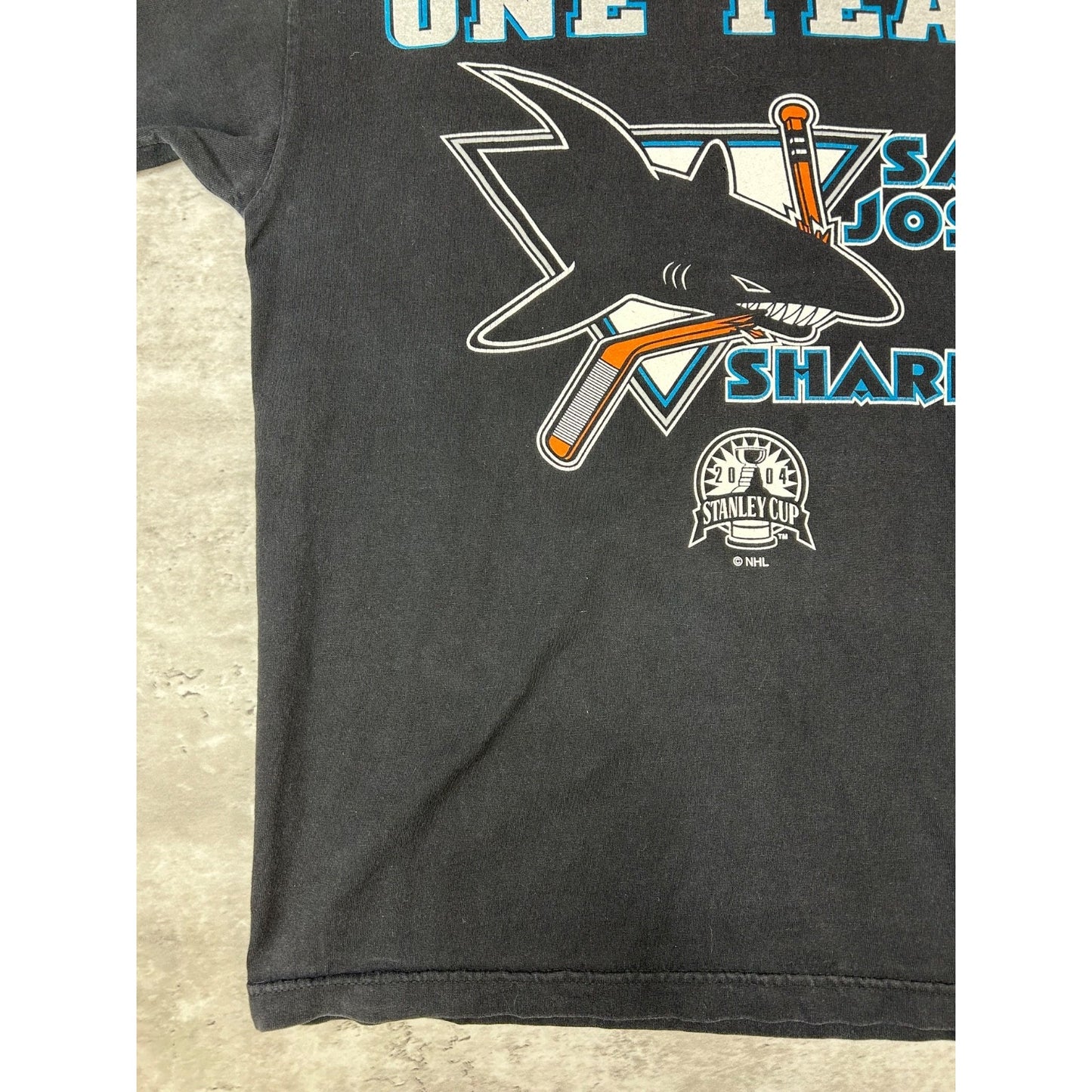 Vintage 90s San Jose Sharks NHL One Team One Goal Graphic T-Shirt Size Large