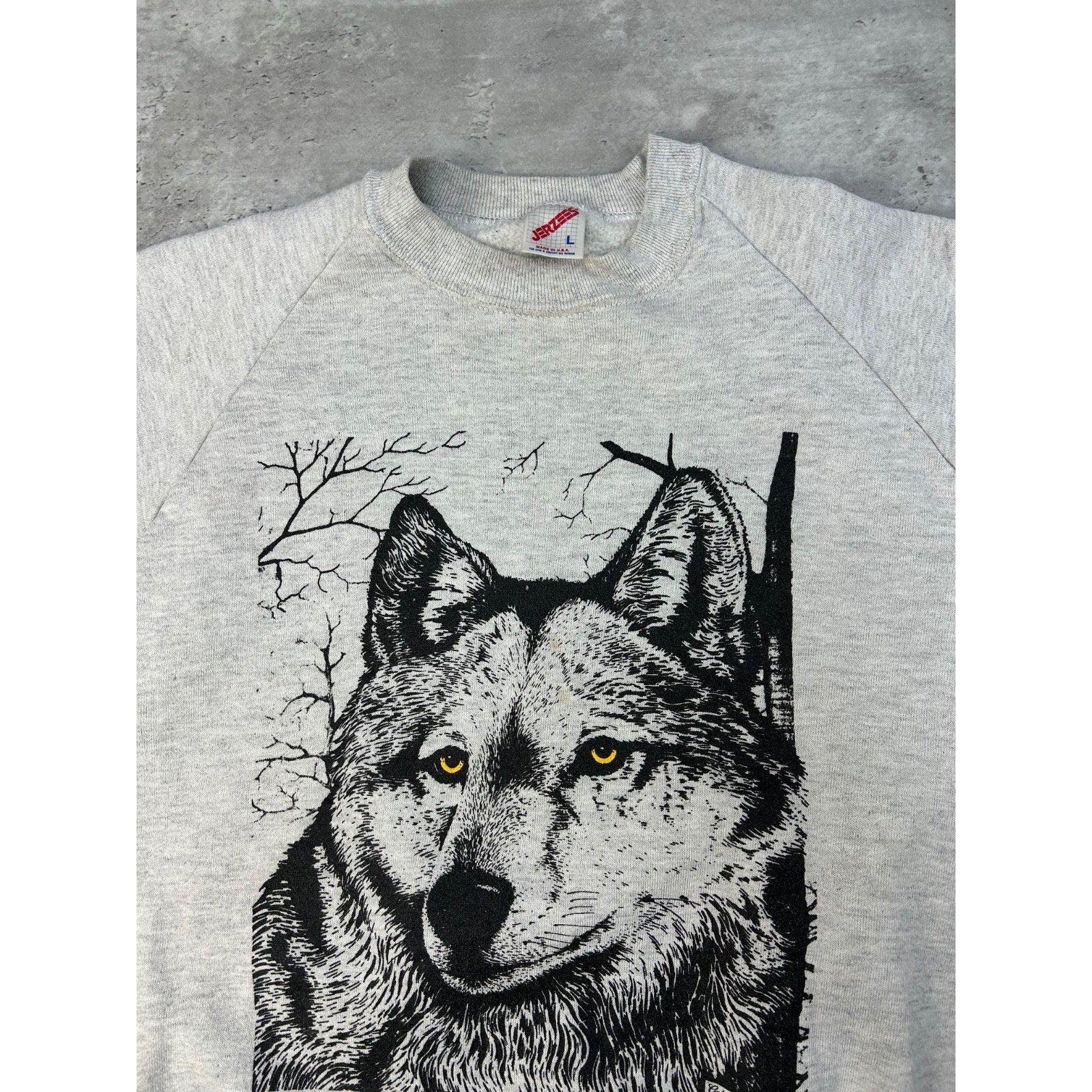 Vintage 90s Grey Wolf Animal Graphic Nature Crewneck Sweatshirt Size Large