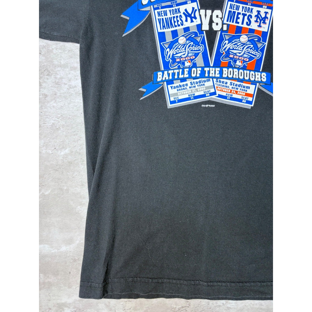 Vintage 2000 Mets Vs Yankees MLB Subway Series Ticket Graphic T-Shirt Sz Medium