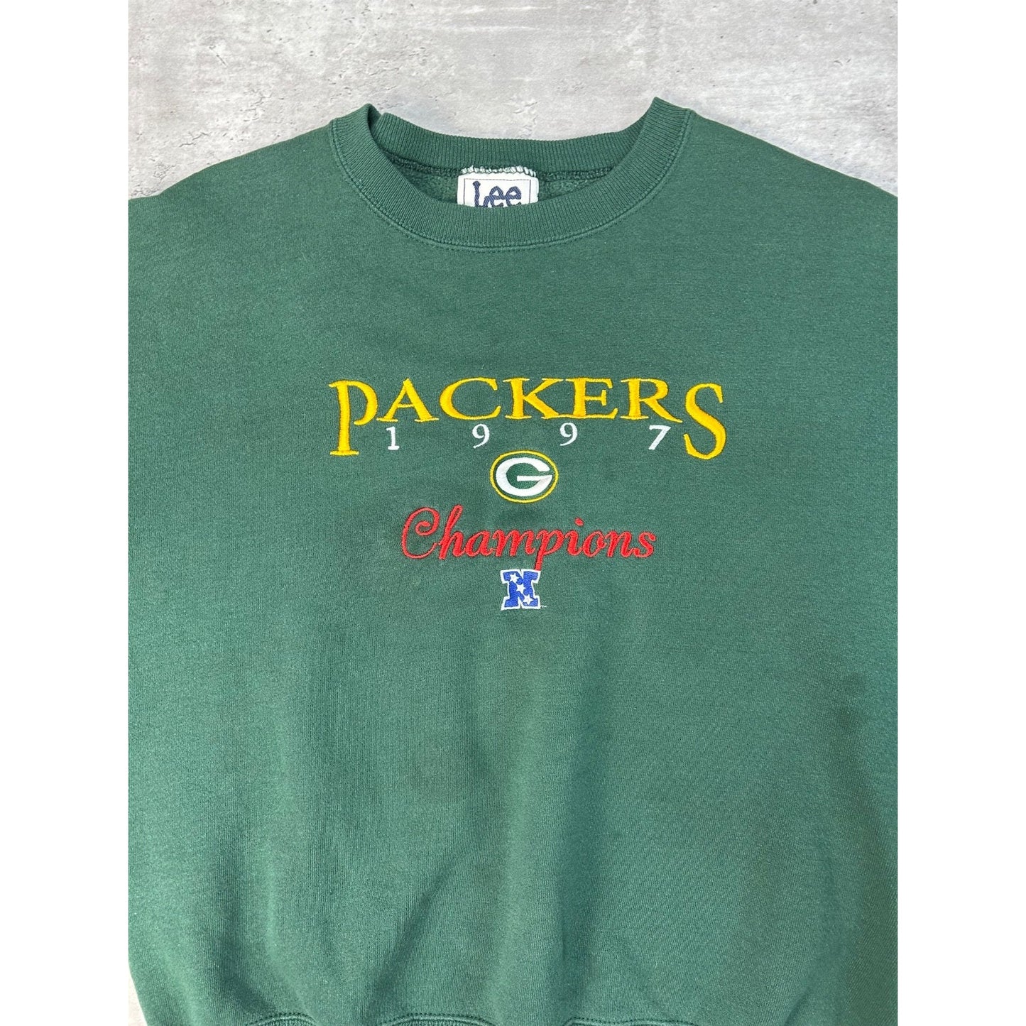 Vintage 90s Green Bay Packers NFL NFC Champs Embroidered Sweatshirt Size Medium
