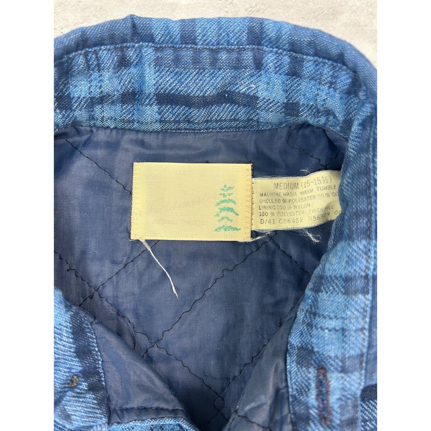 Vintage 80s/90s Insulated Plaid Long Sleeve Button Up Shirt Size Medium