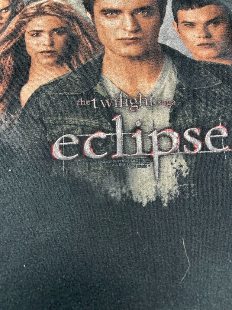 Twilight Eclipse Character Graphic Movie Promo Graphic T-Shirt Size 2XL Black