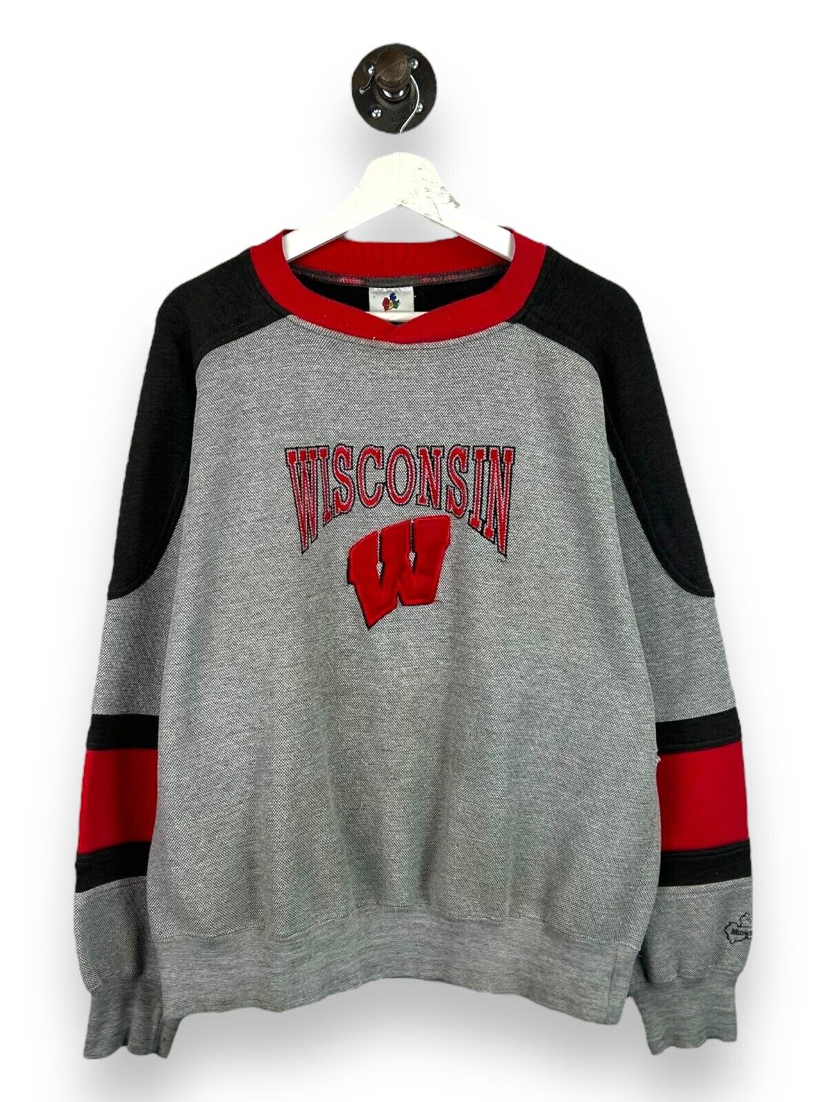 Vintage 90s Wisconsin Badgers NCAA Embroidered Spellout Sweatshirt Size Large