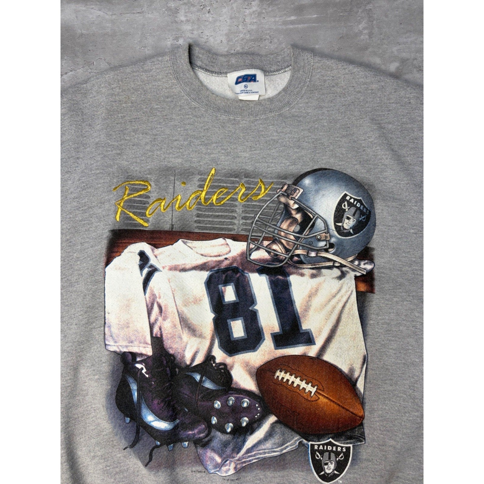 Vintage 1997 Oakland Raiders NFL Equipment Graphic Football Sweatshirt Size XL