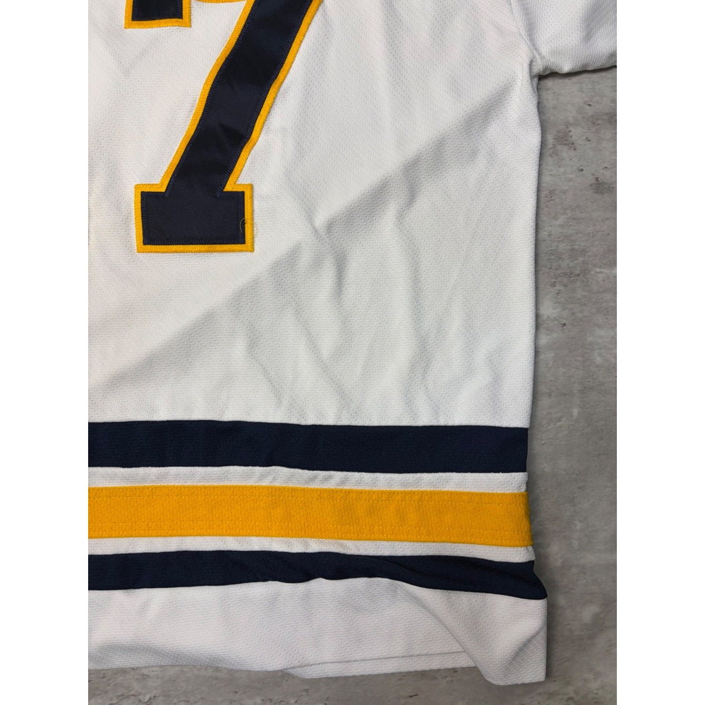 Vintage Michigan Wolverines #17 NCAA Stitched Hockey Jersey Size XL