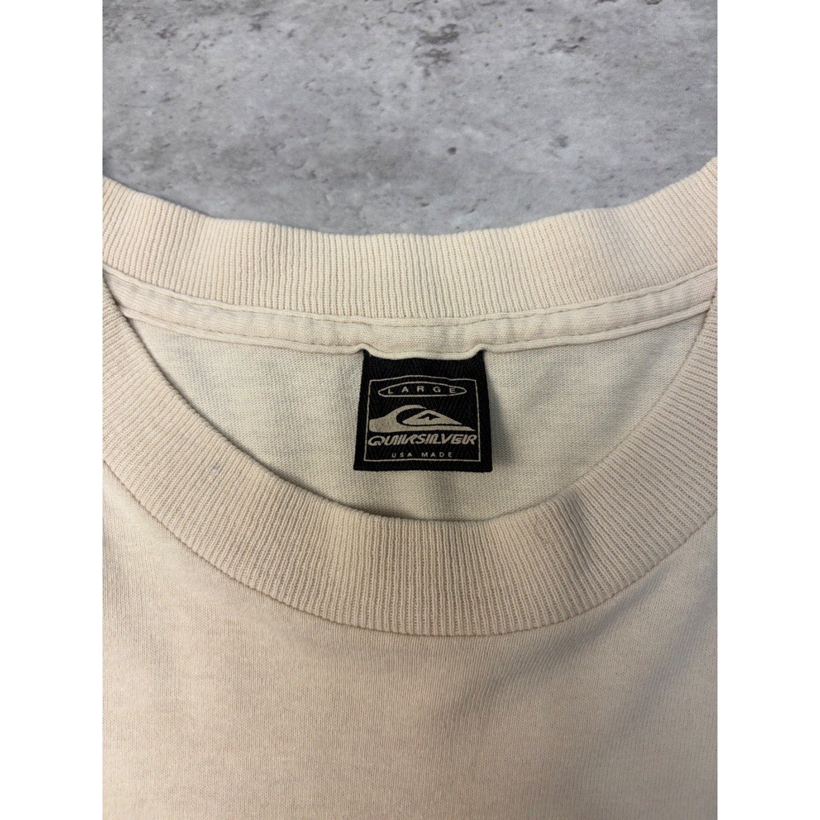 Vintage 90s Quiksilver Surfing Spellotu Graphic Earth Tone T-Shirt Size Large