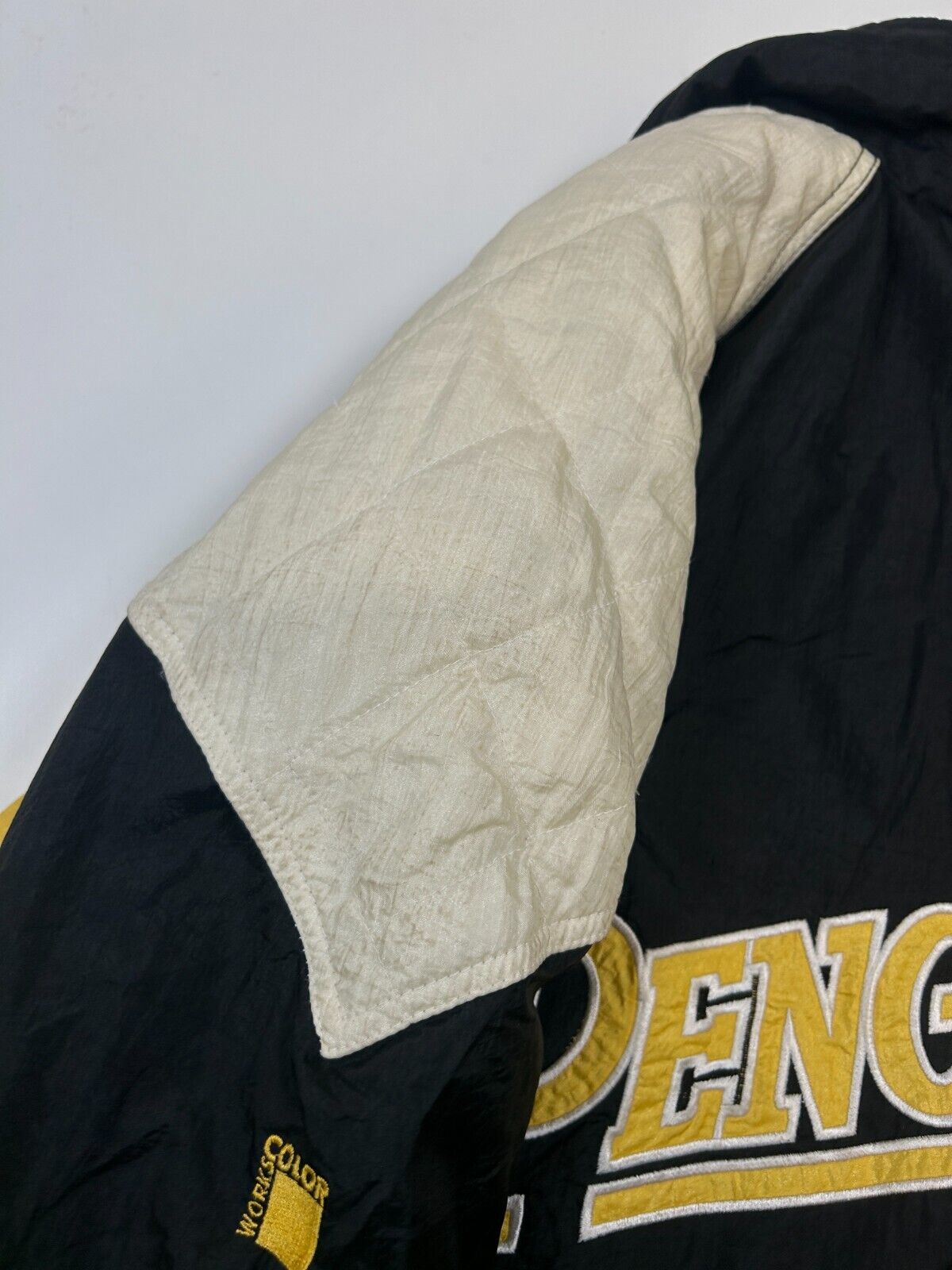 Vintage 90s Pittsburgh Penguins NHL Carl Banks Script Insulated Jacket Size 2XL