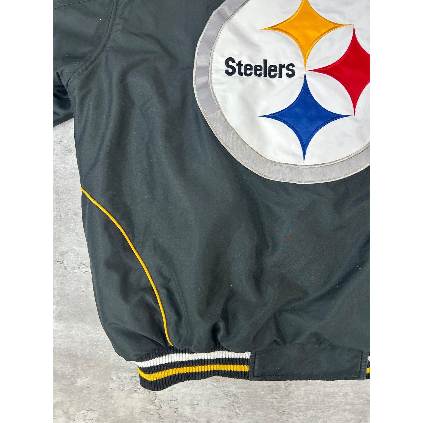 Vintage Pittsburgh Steelers NFL Spellout Reversible Bomber Jacket Size Large