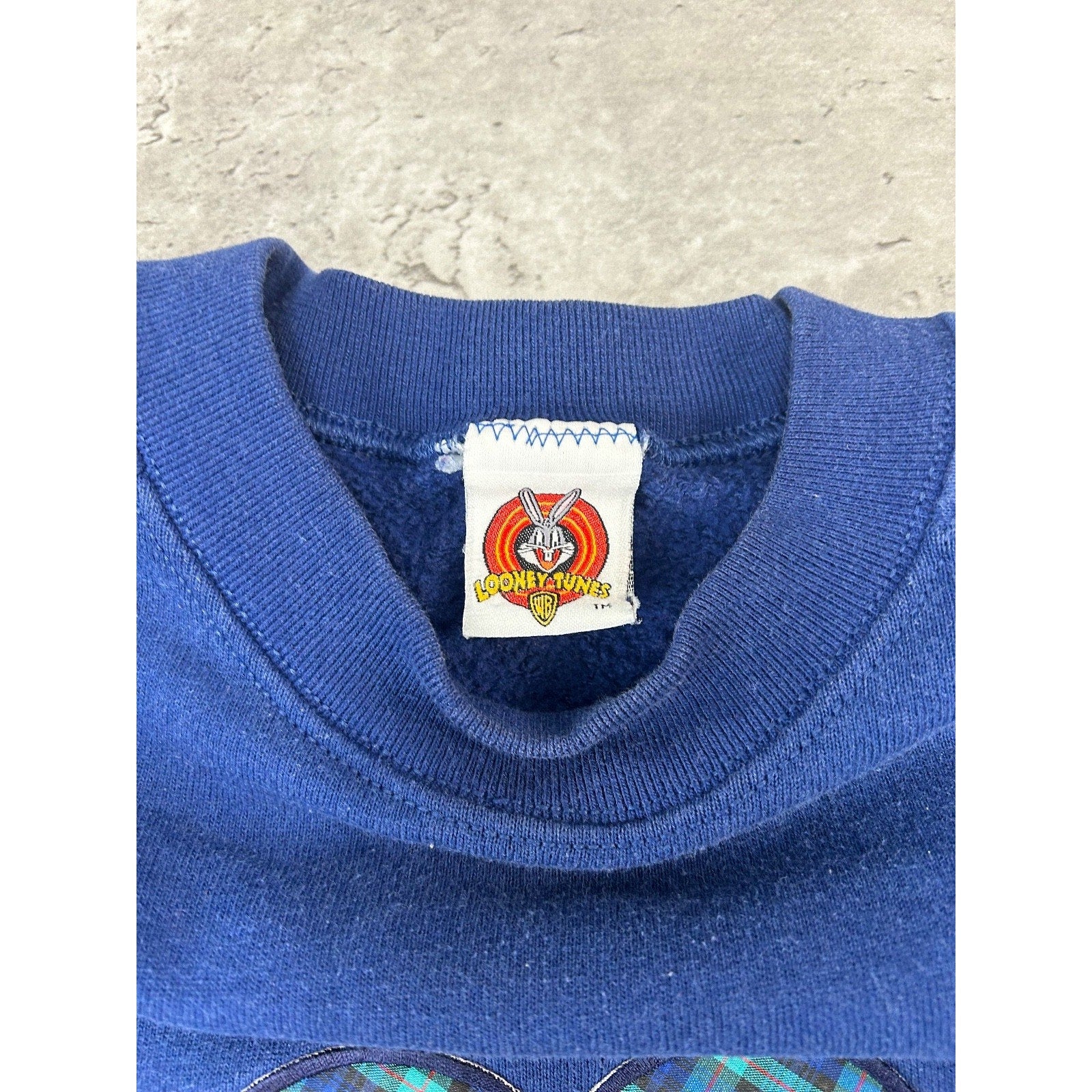 Vintage 1997 Looney Tunes Tweety Bird Embroidered Character Sweatshirt Size XL