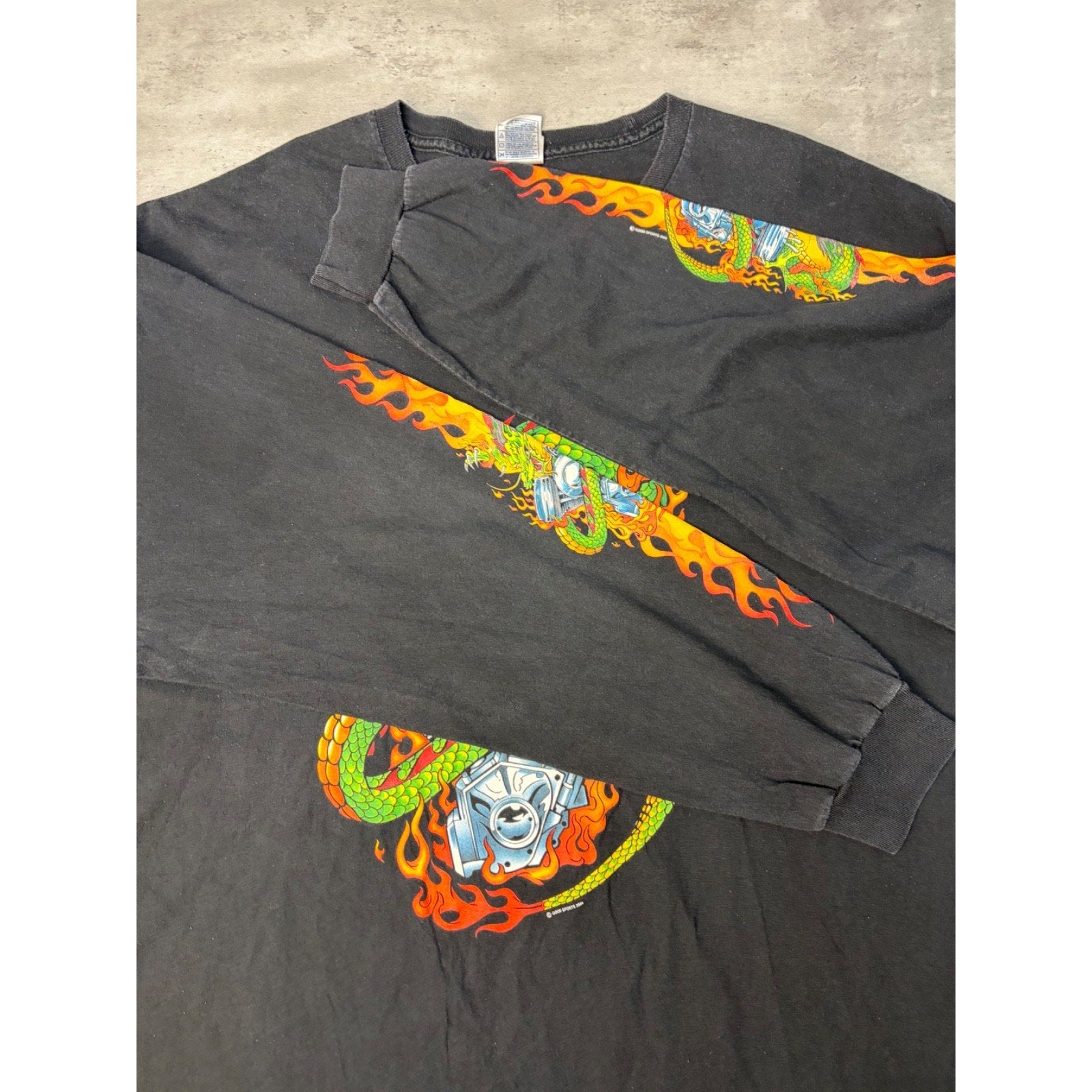 Vintage 2004 Dragon Engine Sleeve Graphic Long Sleeve T-Shirt Size 3XL
