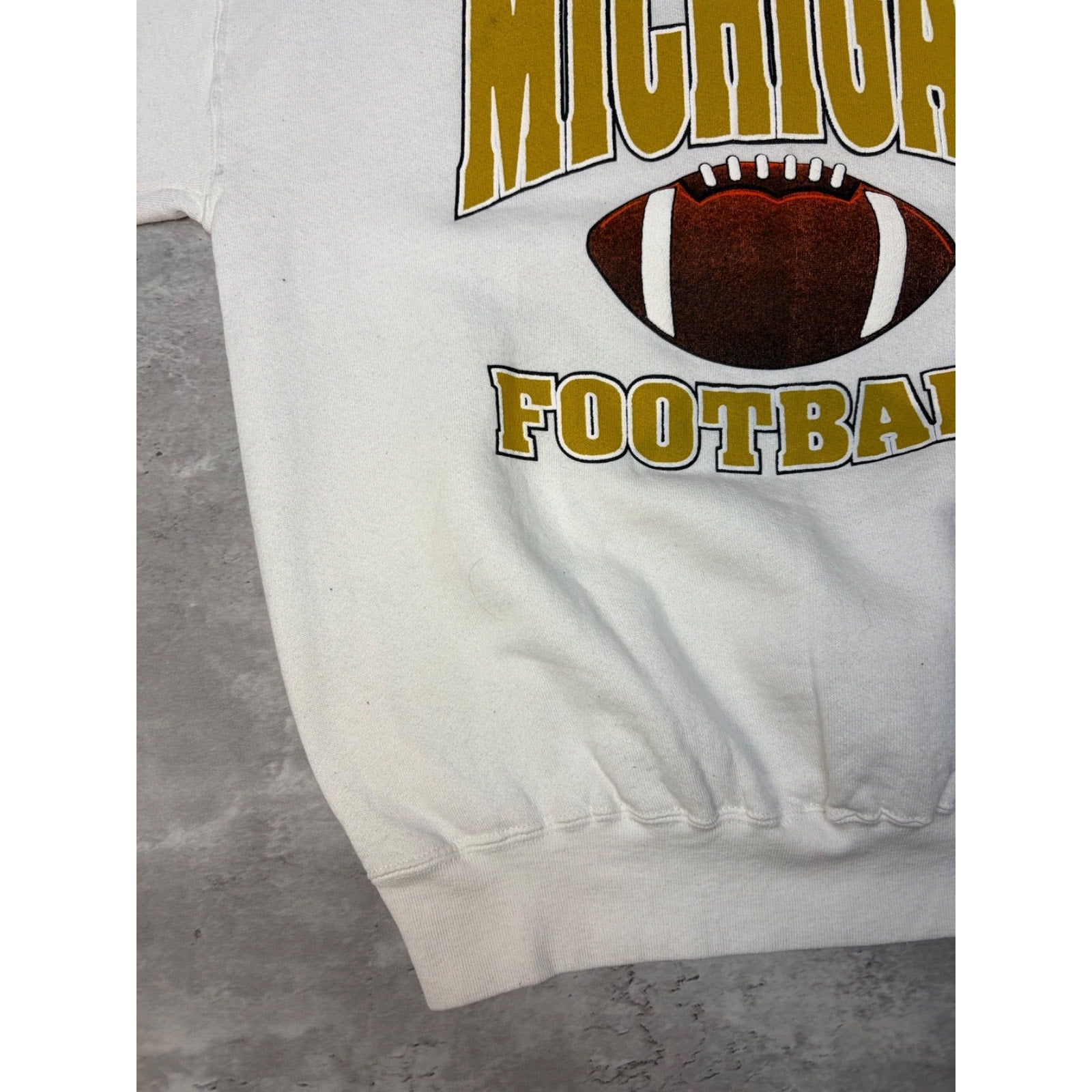 Vintage 90s Michigan Wolverines NCAA Football Graphic Sweatshirt Size Large