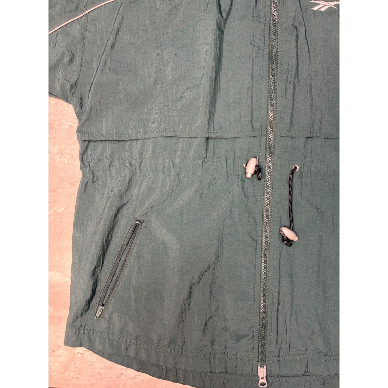 Vintage 90s Reebok Embroidered Logo Nylon Windbreaker Jacket Size Medium
