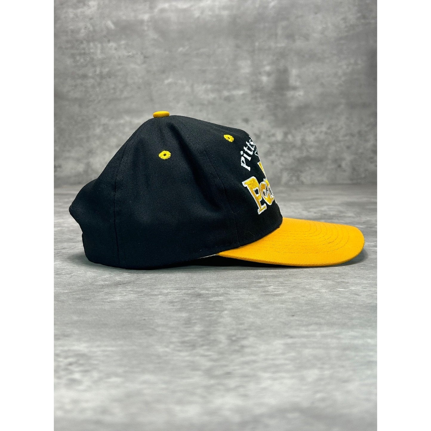 Vintage 90s Pittsburgh Penguins NHL Embroidered Spellout Snapback Hat OSFA