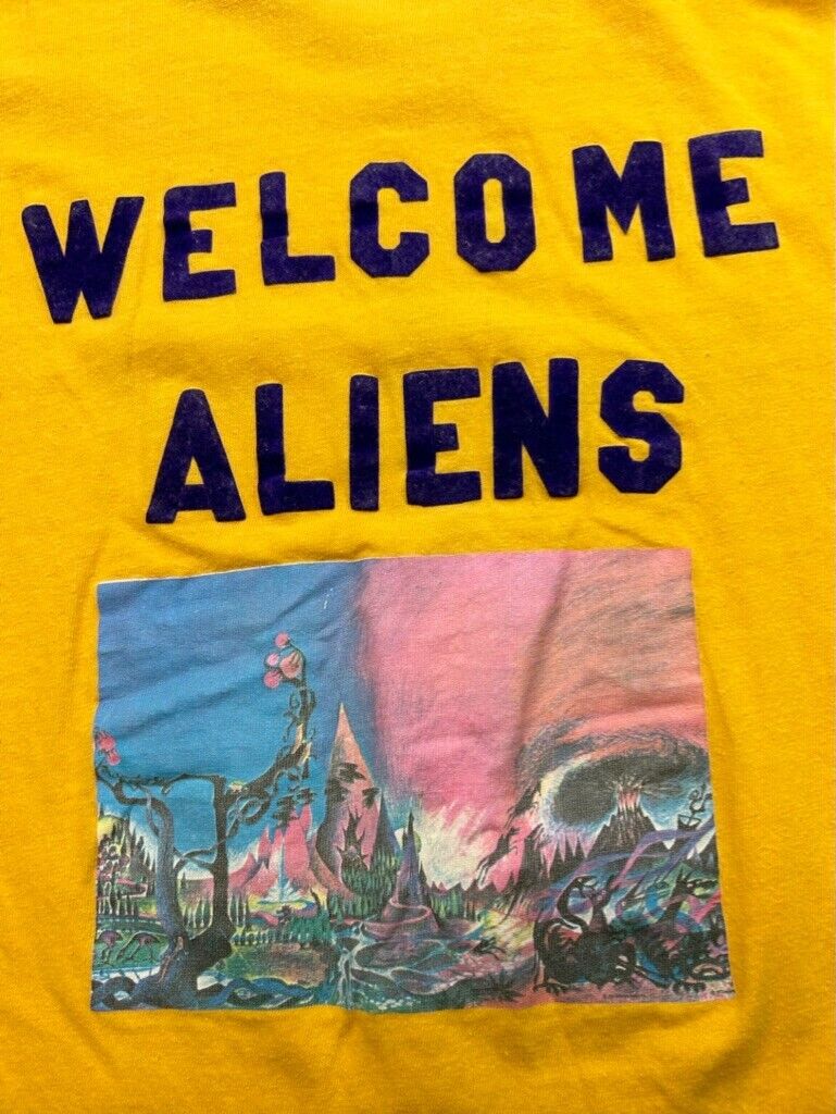 Vintage 60s/70s Dave-id Welcome Aliens Embroidered Graphic T-Shirt Size Large