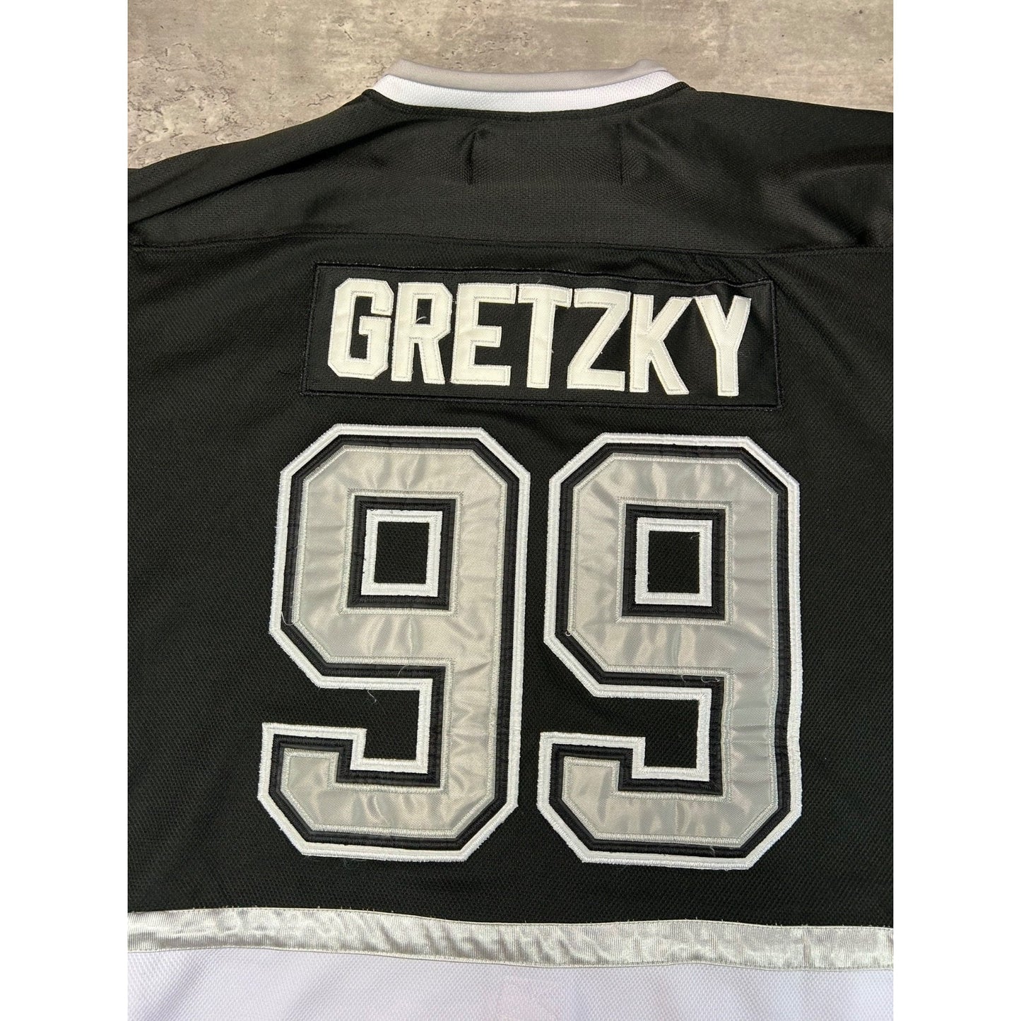 Vintage Wayne Gretzky #99 Los Angeles Kings NHL Stitched Jersey Size XL