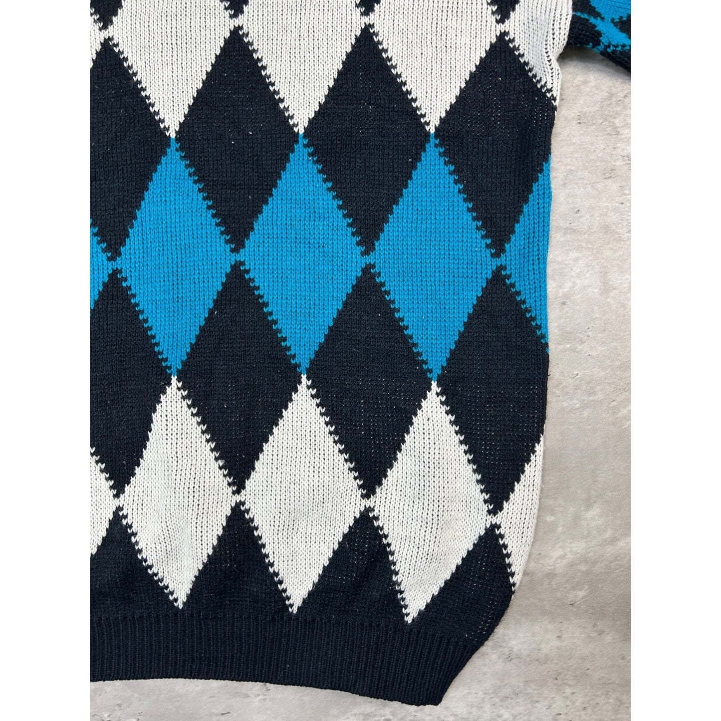 Vintage 80s/90s Yes Diamond Print Pullover Ribbed Knit Sweater Size Medium